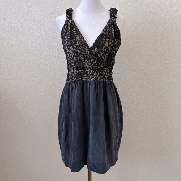 VENA CAVA Navy Knit Inyo V-Back Cocktail Dress in Black Navy Sz. 6 - Picture 4 of 7